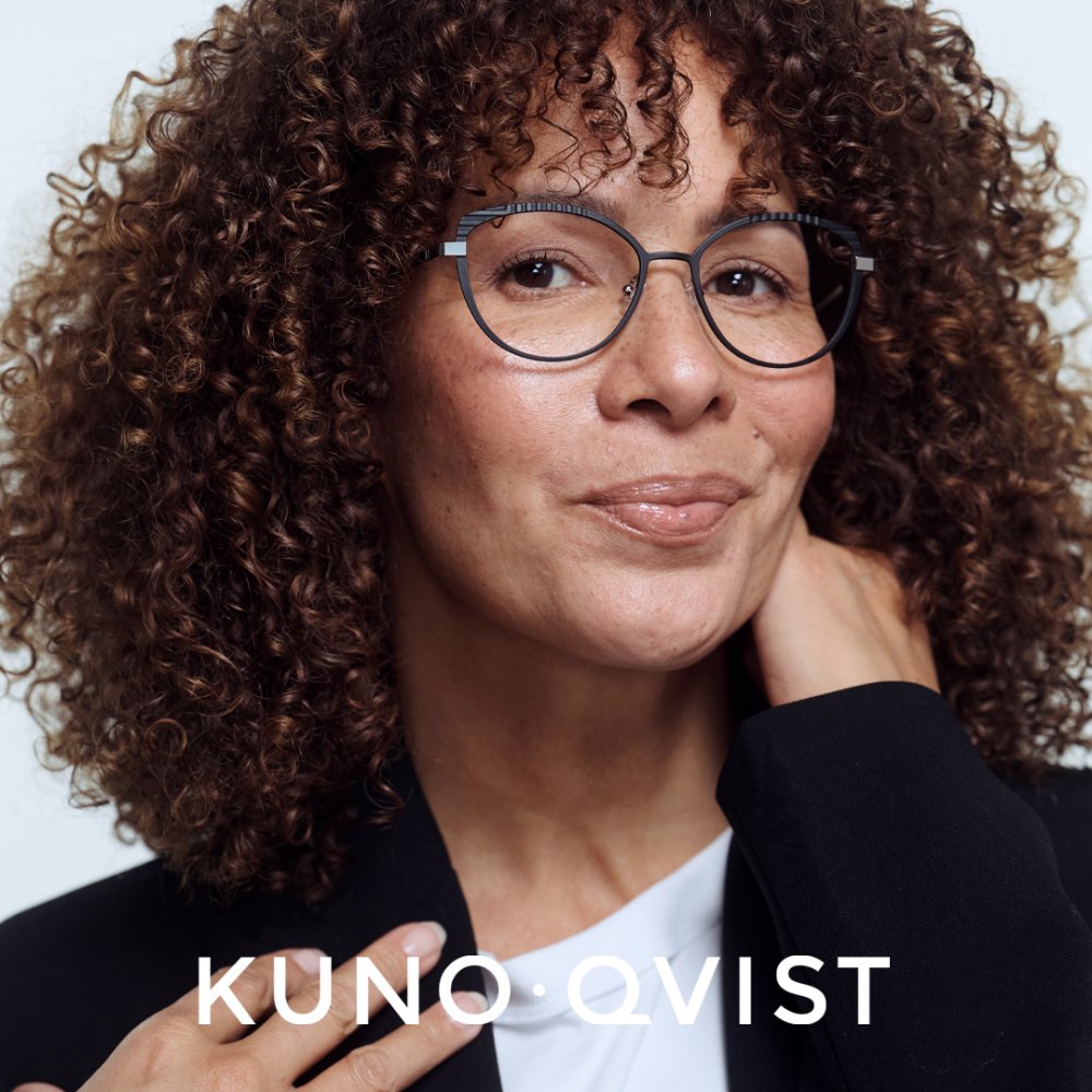 Dame med briller fra KunoQvist